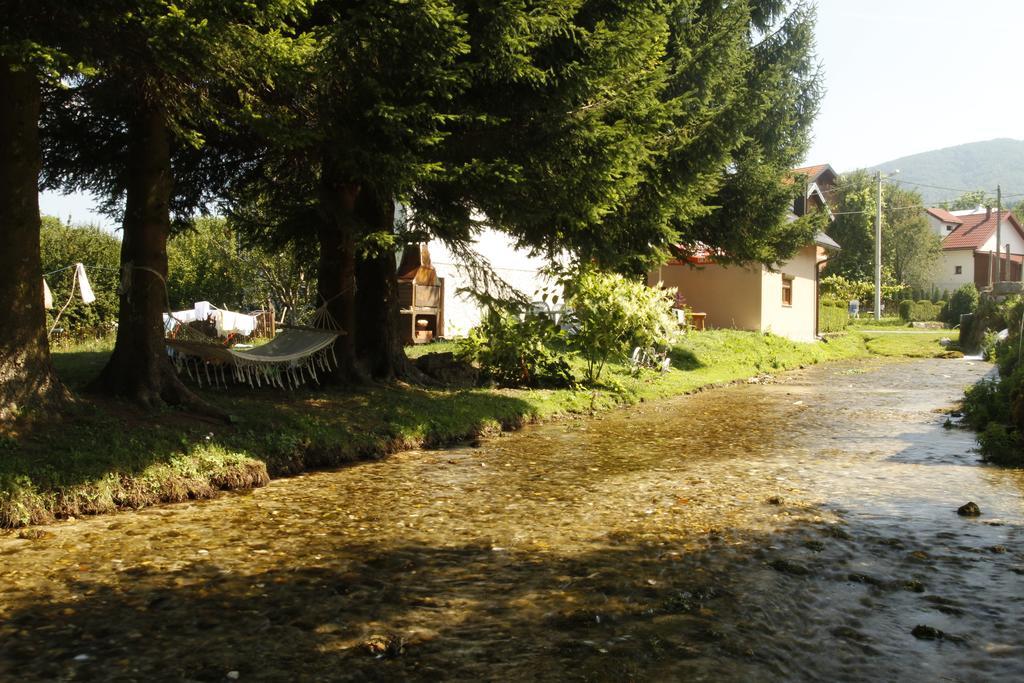 House Drakulic Hotel Korenica Kültér fotó